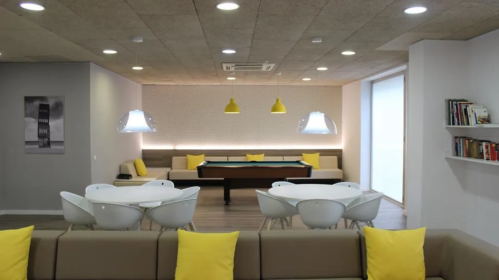 Residencia Universitaria Torre Girona 0*, Barcelona