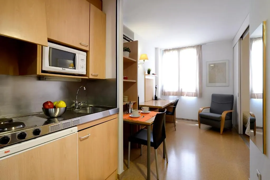 Residencia Universitaria Torre Girona Barcelona